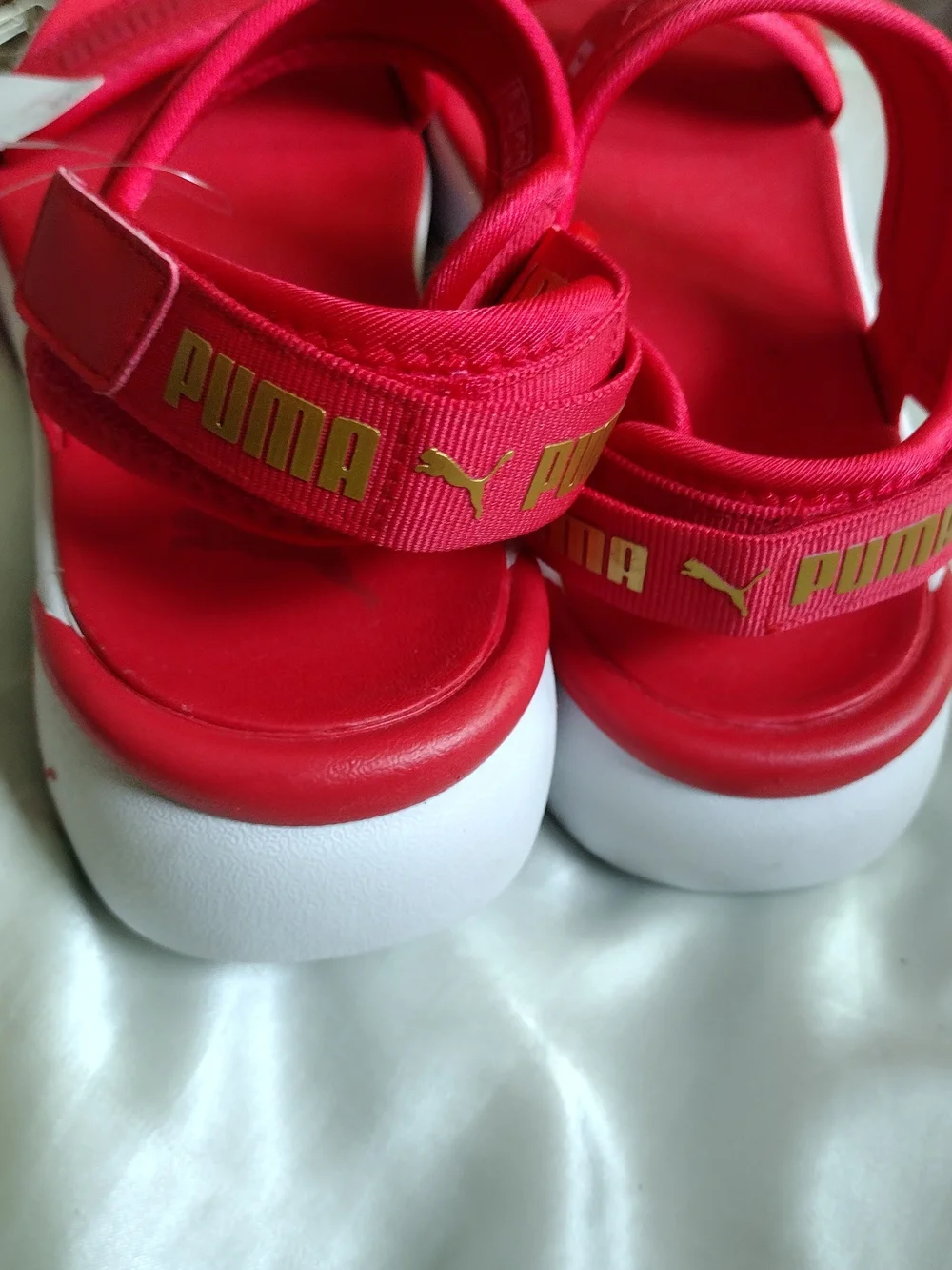 Puma Poppy Red Sz 9 New Adjustable Strap Sandals Sporty Design